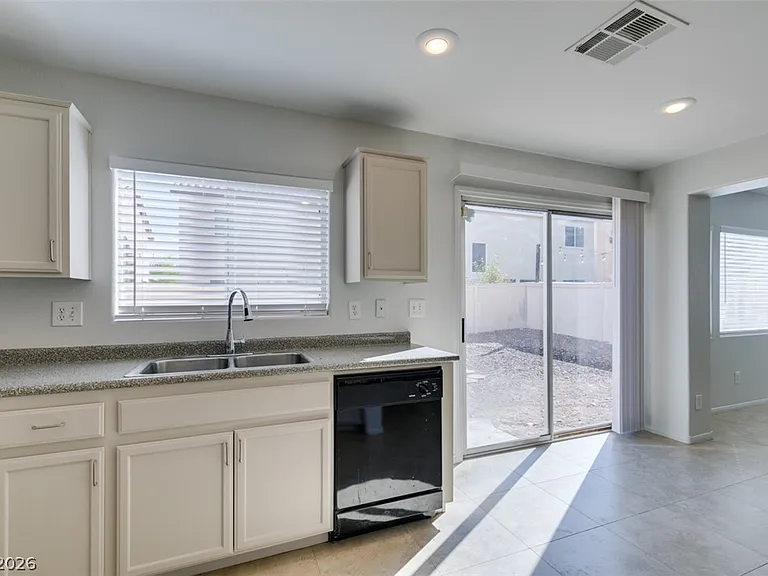 868 Blue Rosalie Pl — Photo 20