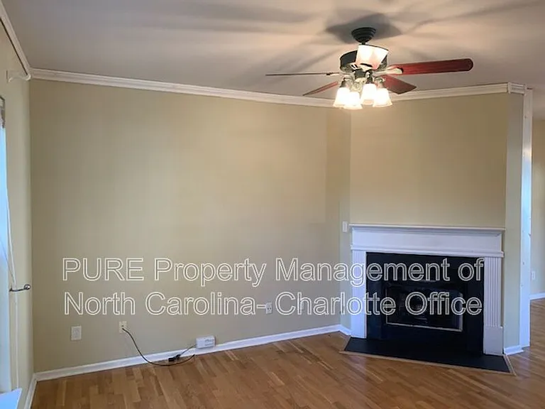 7428 Darblay St — Photo 10