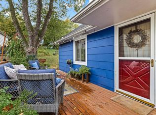 696 Edgar Ave, Saint Paul, MN 55117