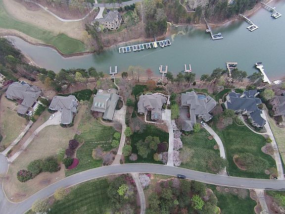 3rd image of 135 Union Chapel Dr