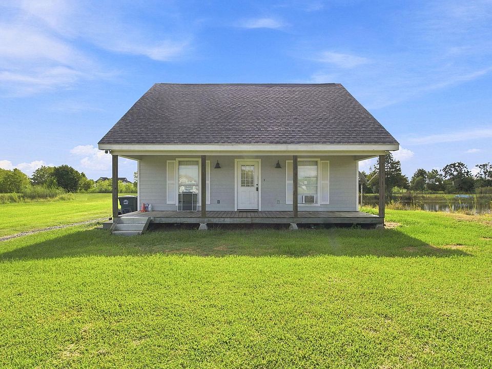 1st image of 113 Belle Savane Rd