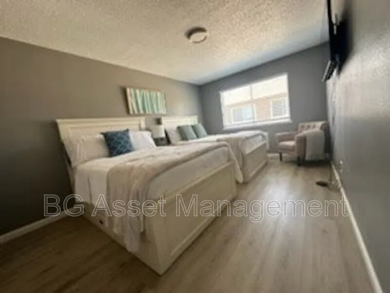 2417 Northrop Ave #2 — Photo 14