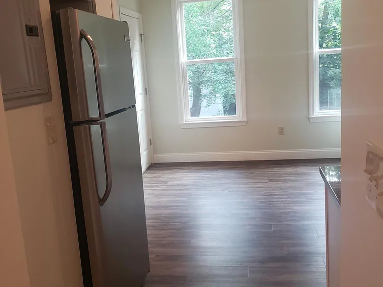 418 McGrath Hwy — Photo 17