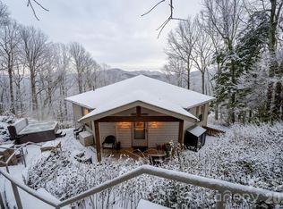 114 Deerwood Trl, Seven Devils, NC 28604