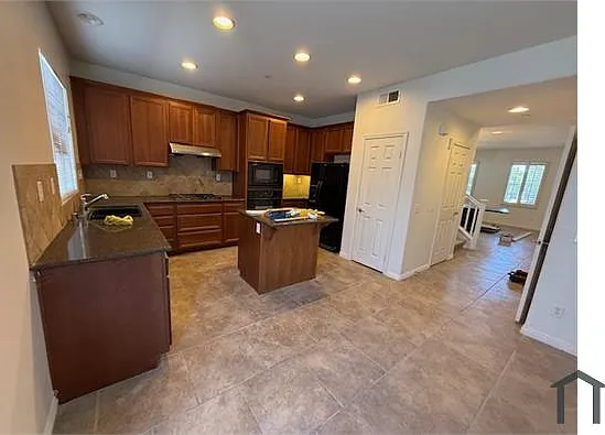 4557 Brandi Ln — Photo 8