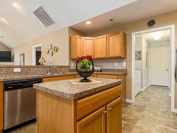 4th image of 4809 Ashleigh Dr