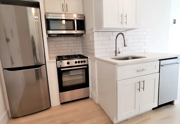 Rented by Citified Realty Group LLC | media 3