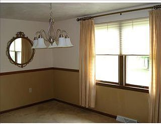 5th image of 6934 Berkshire Dr
