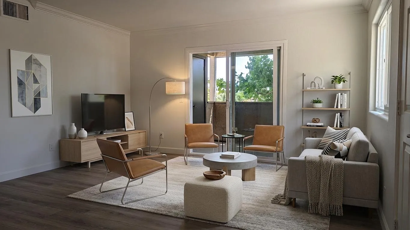 2 bed, 1100 sqft, $2,688 — Photo 2