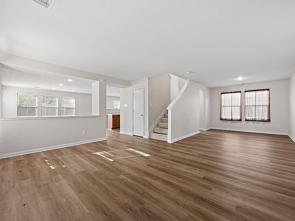 3rd image of 2710 Skyview Ridge Ct