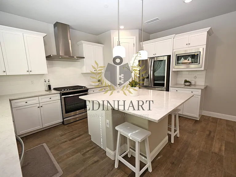 1439 E Via Albero Dr — Photo 3