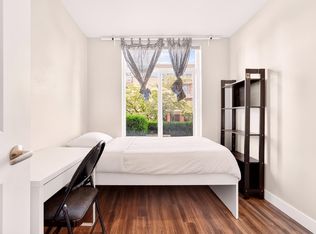 5692 Kings Rd #3, Greater Vancouver, BC V6T1K8