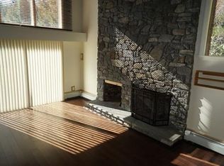 190 Kirkland Dr, Stow, MA 01775