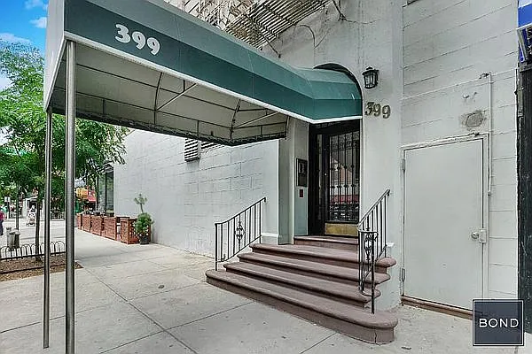 Rented by Bond New York | media 17