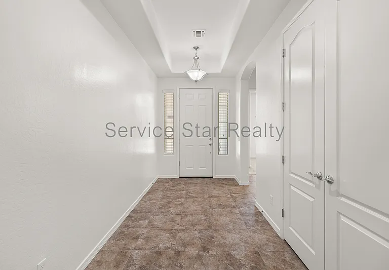 4123 E Zion Pl — Photo 4