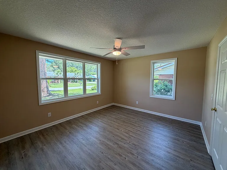 2640 Canary Dr — Photo 16