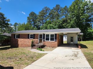 2628 Stonehaven Dr, Fayetteville, NC 28306