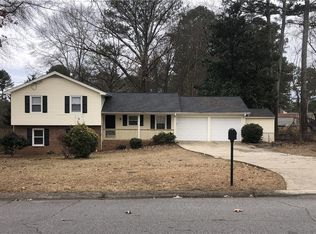 2104 Tropicana Dr, Suwanee, GA 30024