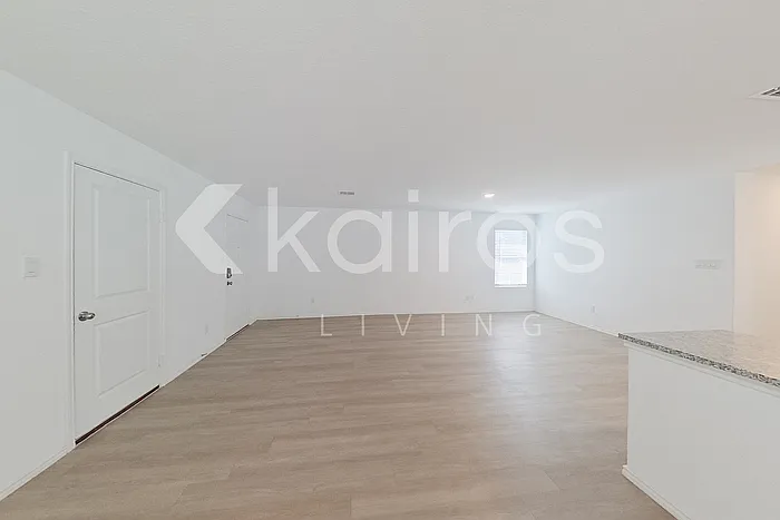4105 Water Fall Cv — Photo 8
