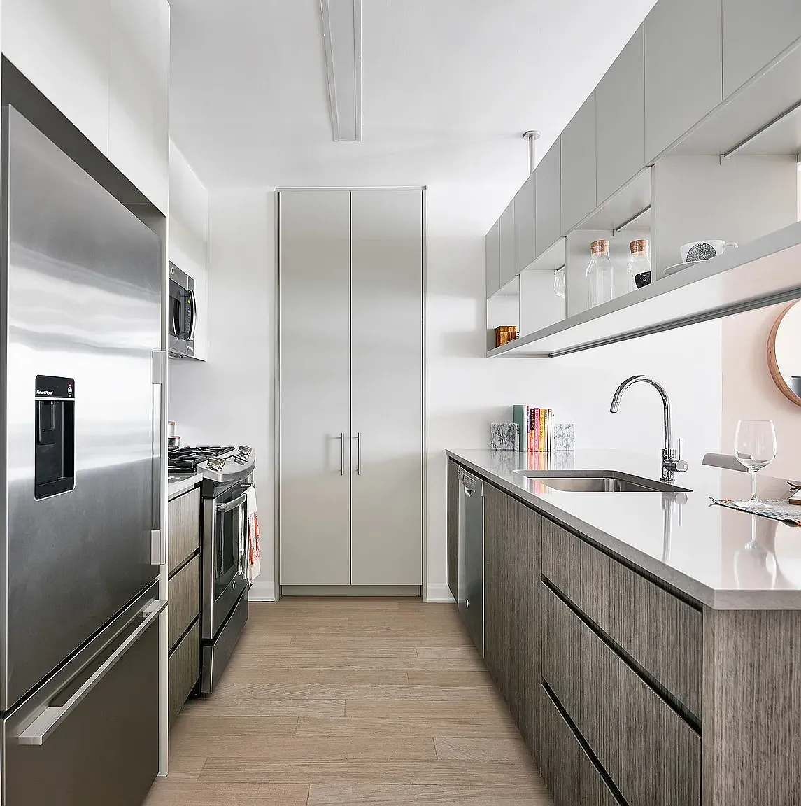7 West 21st Street — Photo 1
