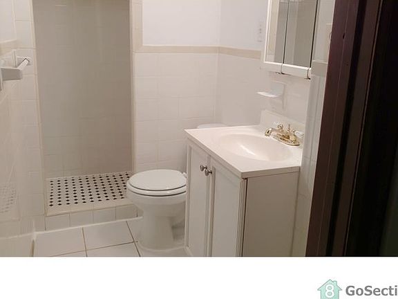 4th image of 6634 Walker St