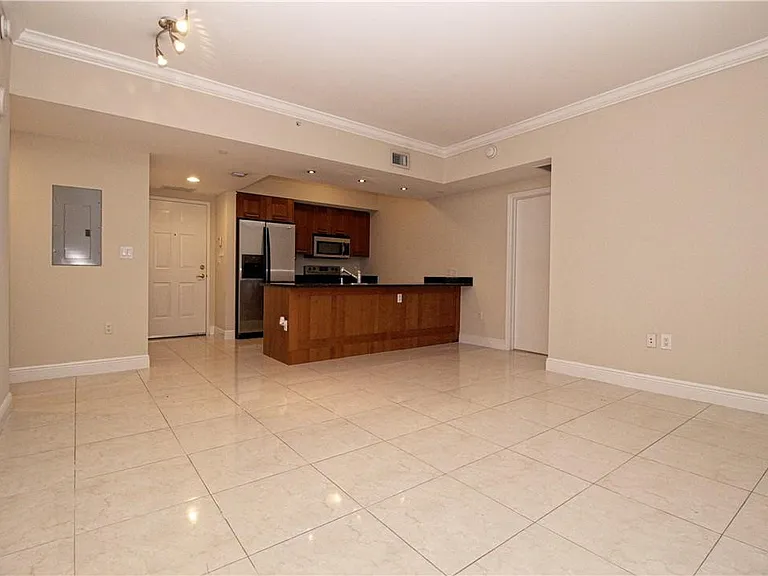 4100 Salzedo St #512 — Photo 3