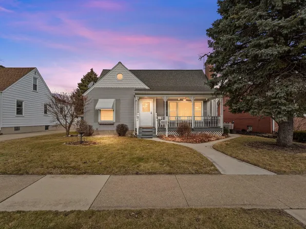 2929 Garfield Ave, Highland, IN 46322