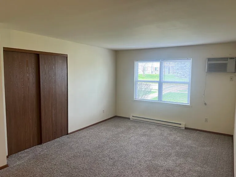 2135 Sylvan Way #6 — Photo 9