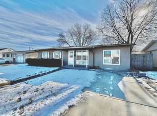 5 Dover Ave, Romeoville, IL 60446