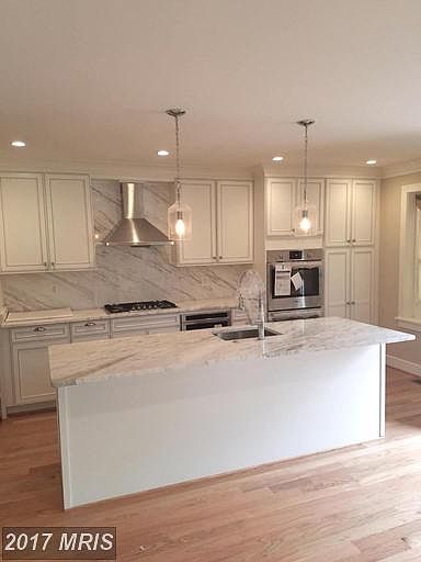 2nd image of 3909 22nd St NE