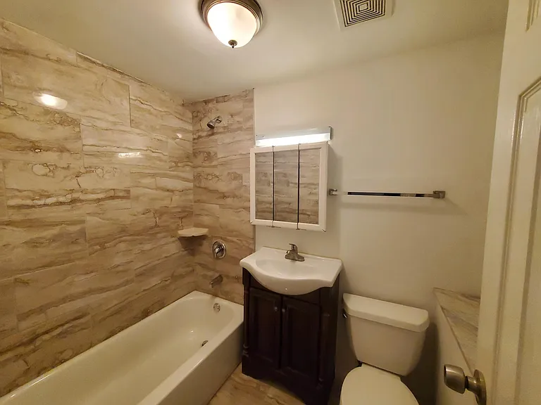 331 Amber St — Photo 17