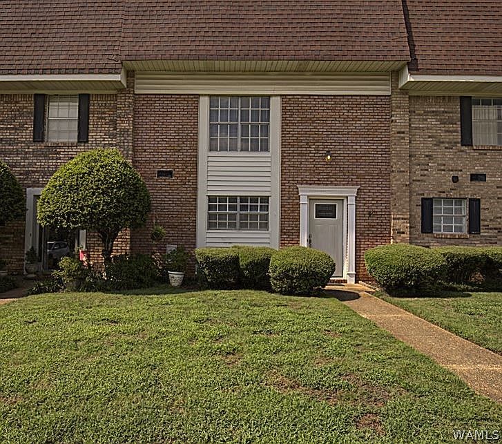 1st image of 204 22nd St N