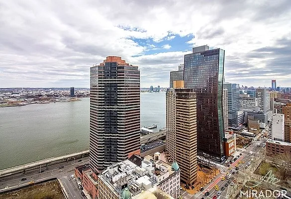 Rented by Mirador Real Estate | media 34