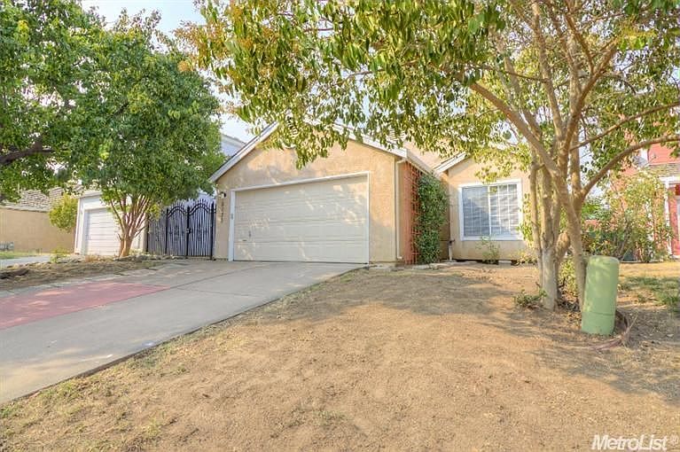 1st image of 5033 N Laguna Dr