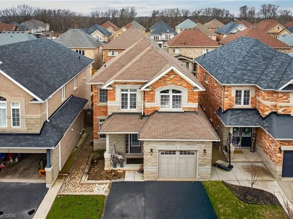 44 Matteo Trl, Hamilton, ON L9B 0E6
