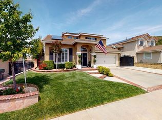 28471 Nicholas Cir, Saugus, CA 91350