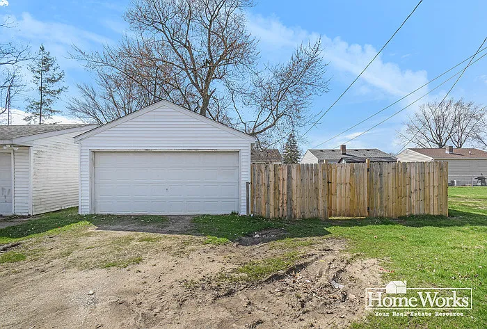 340 S Brook Ave — Photo 12