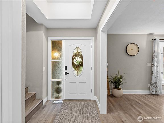4th image of 7609 64th Avenue W