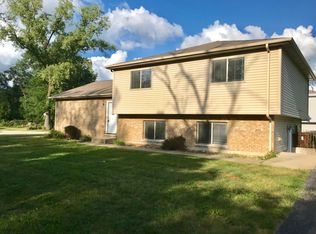 300 Rev Walton Dr, Lockport, IL 60441