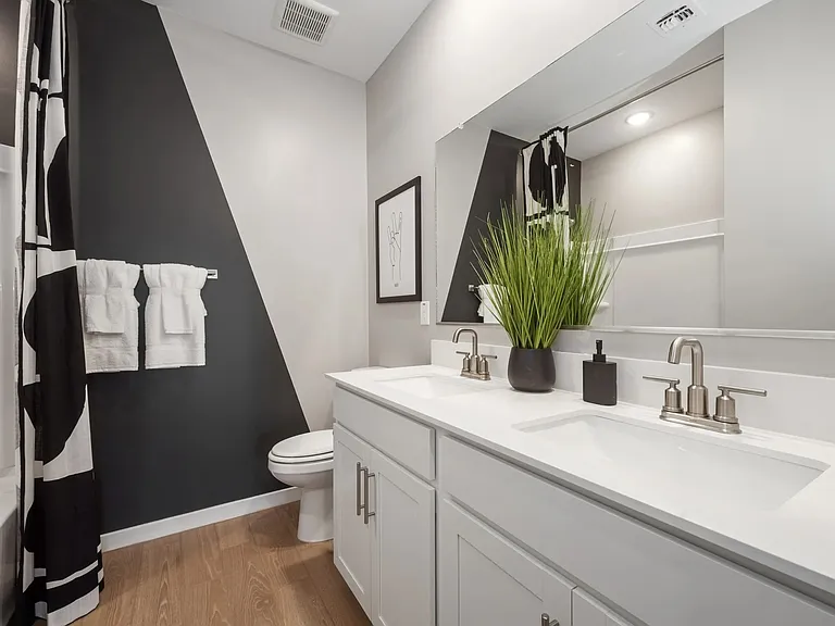 2818 W White Feather Ln — Photo 8