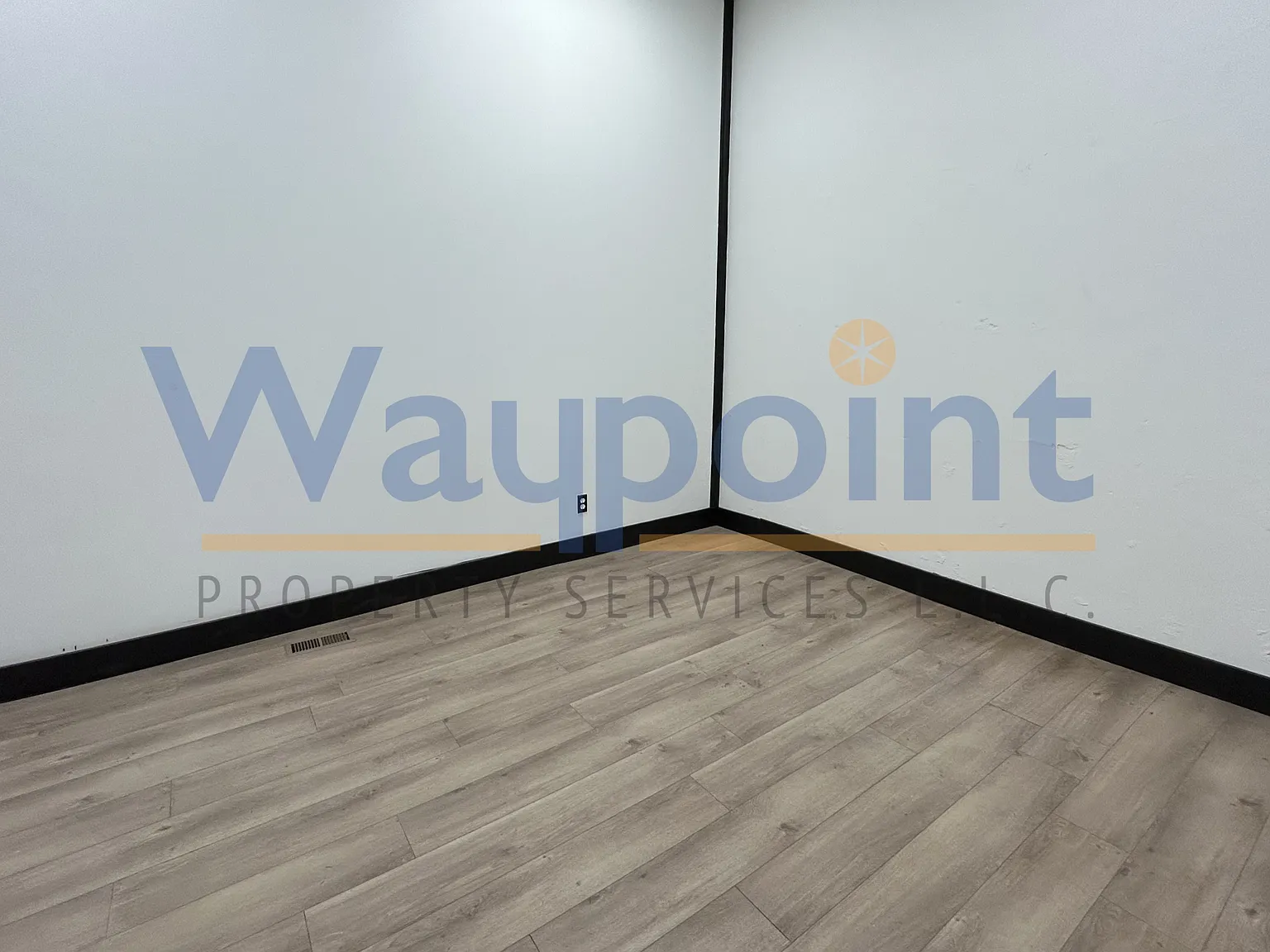 106 West Main Street - 4 — Photo 4