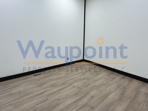 4th image of 106 W Main St #4
