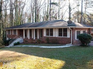 655 Brennan Ln SW, Atlanta, GA