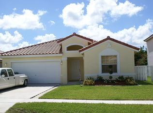 19400 SW 2nd St, Pembroke Pines, FL 33029