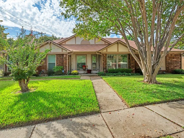 2608 Chestnut Ct, Bedford, TX 76022