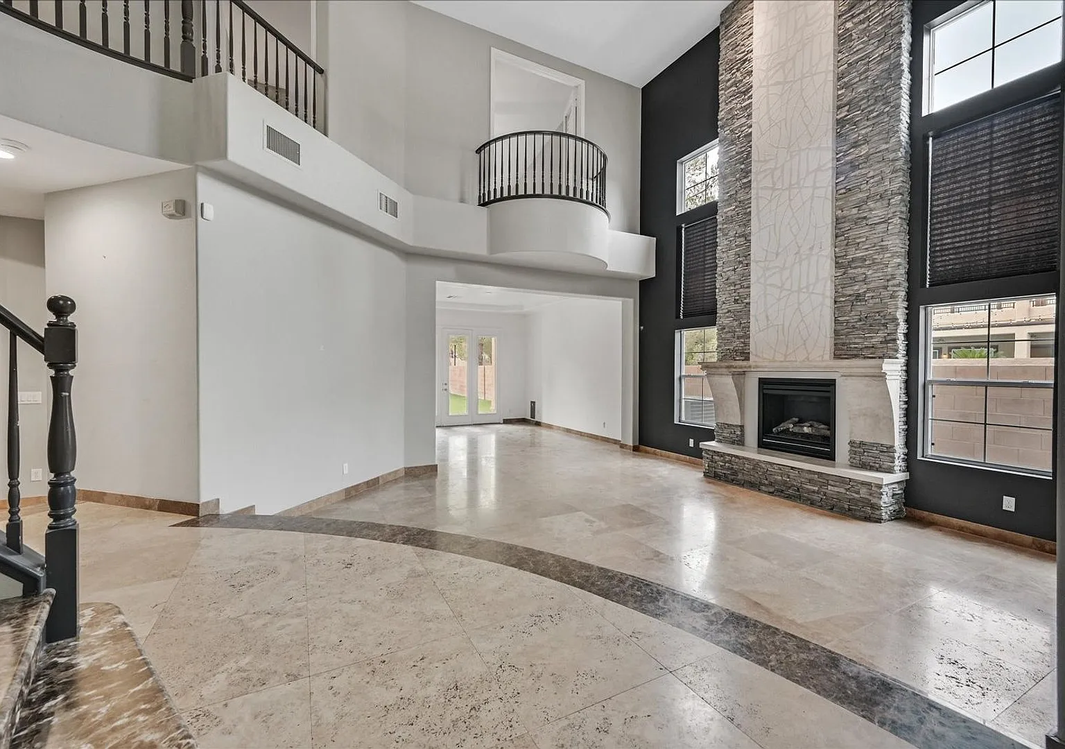 Fully Upgraded 5 Bedroom 4.5 Bathroom in Guard Gated Foothills Community! — Photo 3