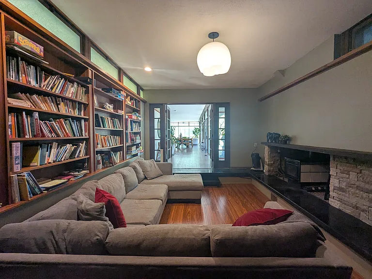 470 South St — Photo 25