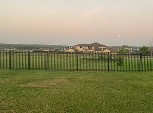 10916 Dauphine St, Willis, TX 77318