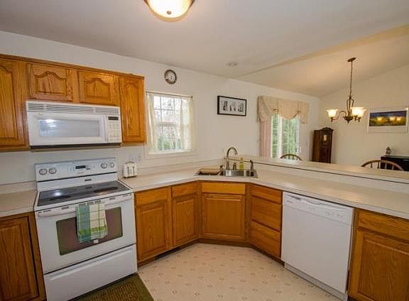5th image of 4336 Field Gate Dr E