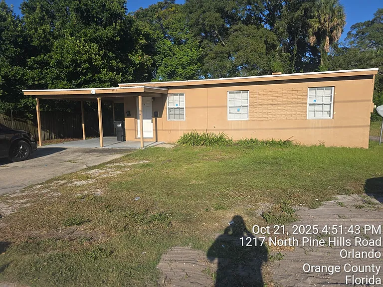 1217 N Pine Hills Rd #A — Photo 1